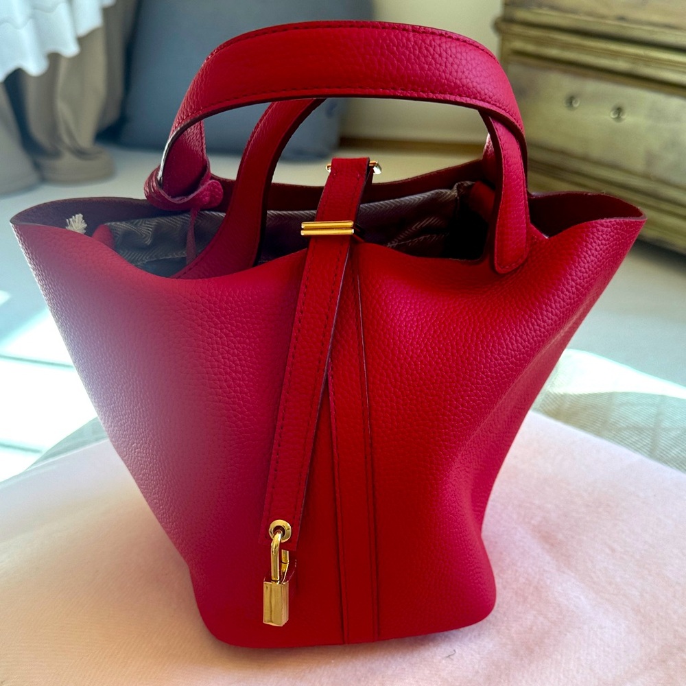 Elegant Red Leather Handbag
